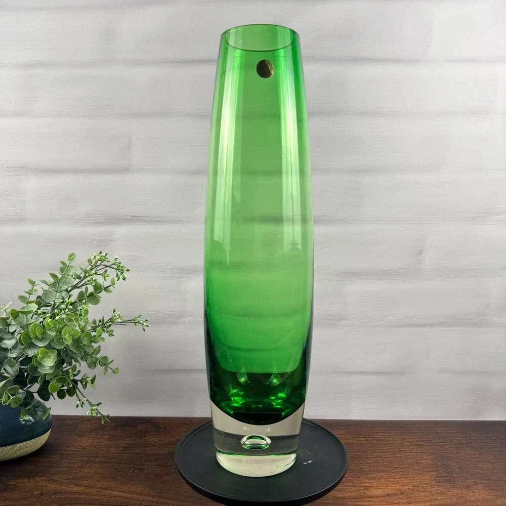 Riihimäen Lasi Tamara Aladin Finland Green Art Glass Vase MCM